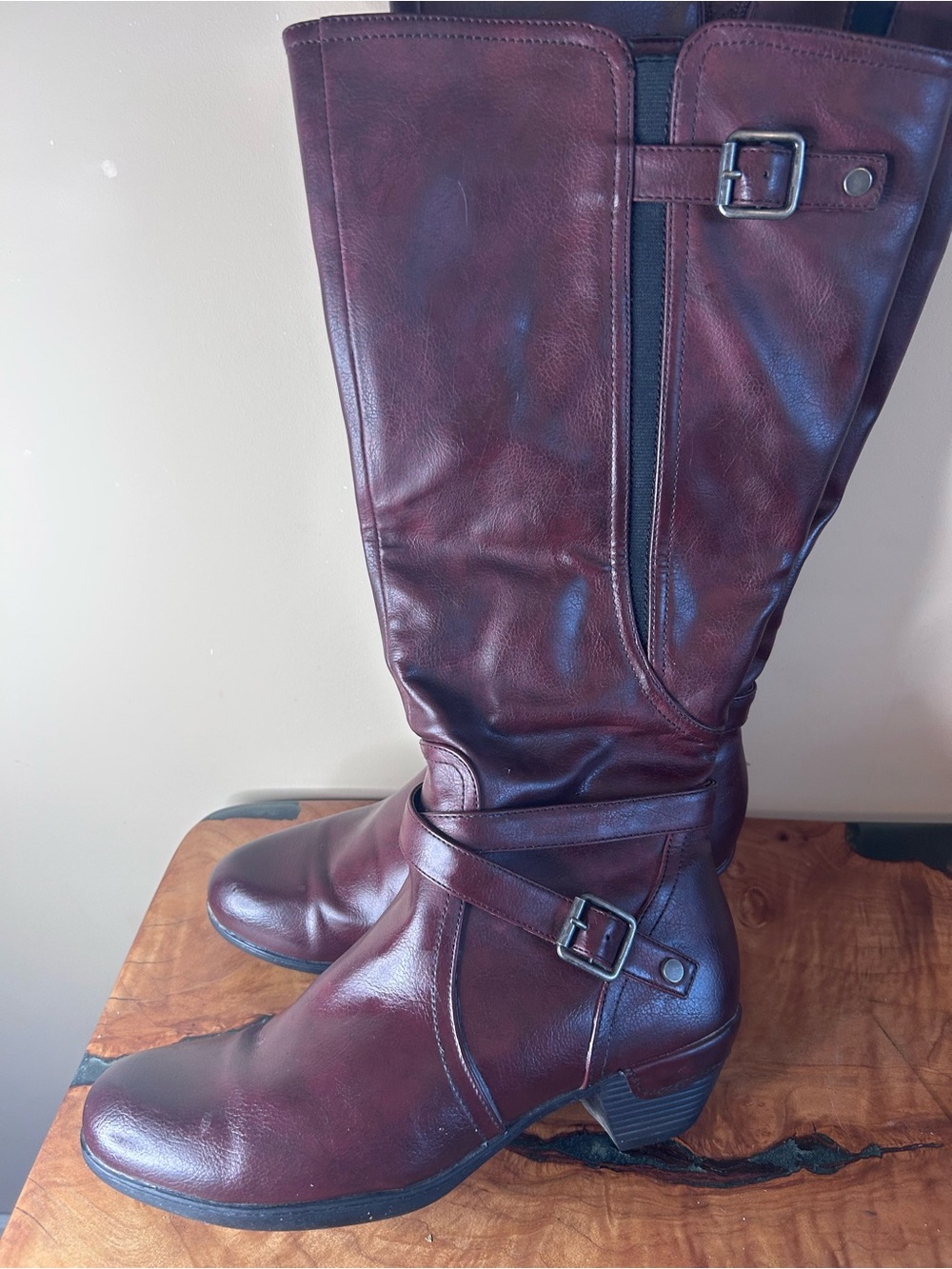 Women's Tall Burgundy Riding Boots size 41